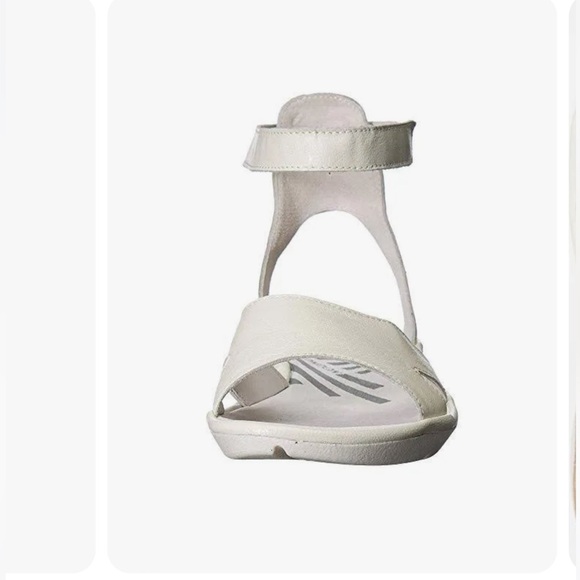 Fly London Size 38 (7.5) white leather sandals - Picture 2 of 10